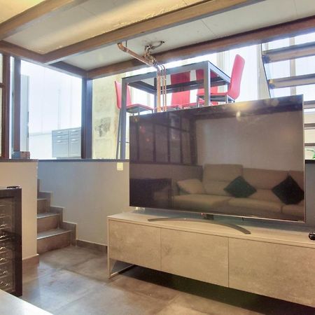 2 Bedrooms Le Marais Nazareth ปารีส ภายนอก รูปภาพ