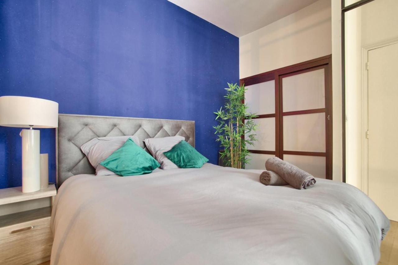 2 Bedrooms Le Marais Nazareth ปารีส ภายนอก รูปภาพ